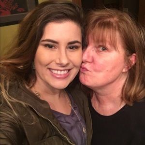 Meet your Posher, Linda